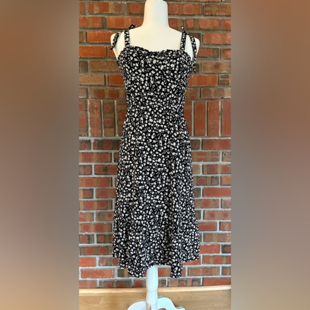👗Lily Rose Summer Dress, size M